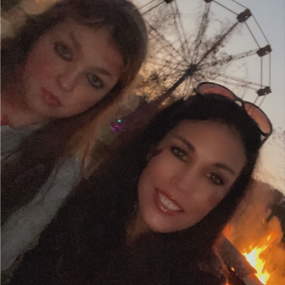 Meet your Posher, Amanda - Picture 5 of 16